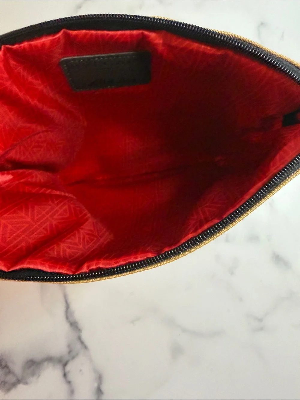 BVLGARI Parfums for Alitalia Airline Amenity Travel Pouch Tan Black 10”